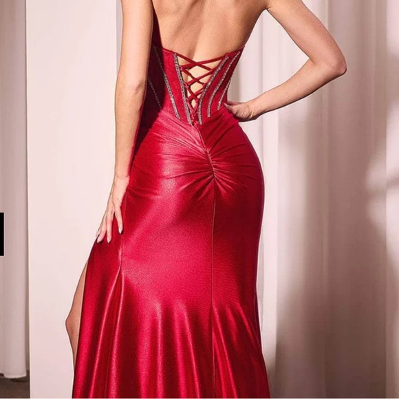 Elegant Red Strapless Prom Dress - Picture 4 of 4